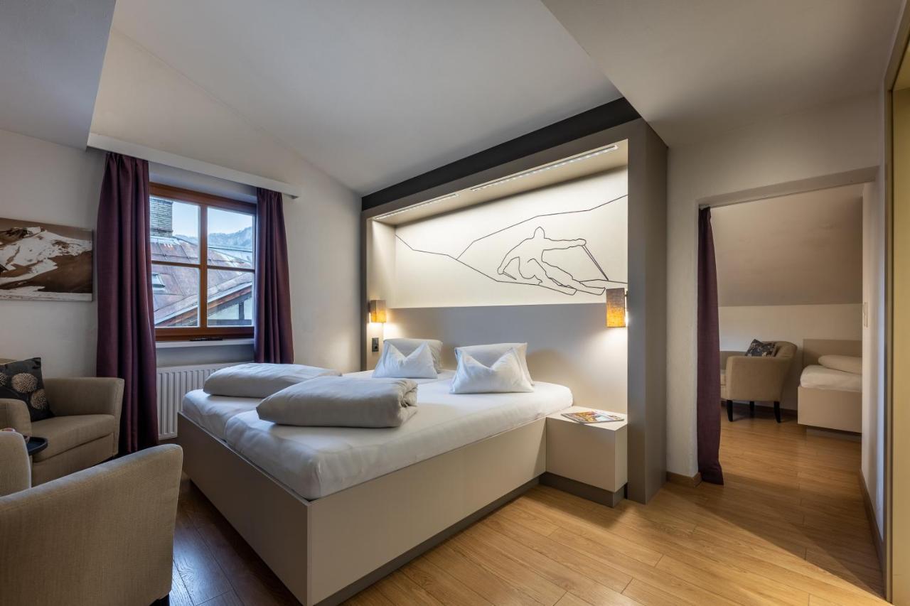 Hotel Wirtshaus Post St. Johann in Tirol Extérieur photo