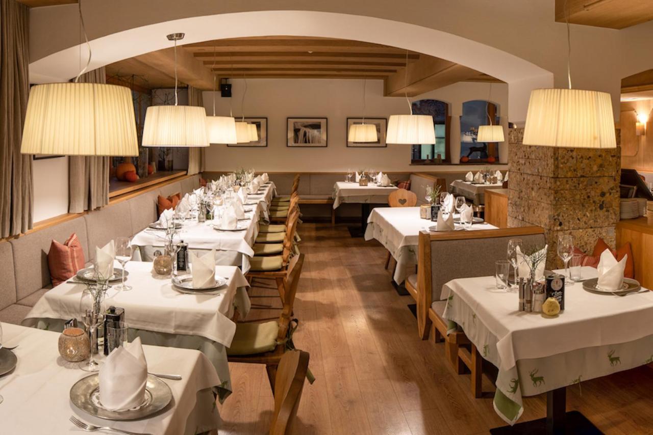 Hotel Wirtshaus Post St. Johann in Tirol Extérieur photo